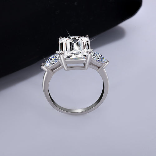 Anello in Argento S925 con Moissanite Taglio Rotondo
