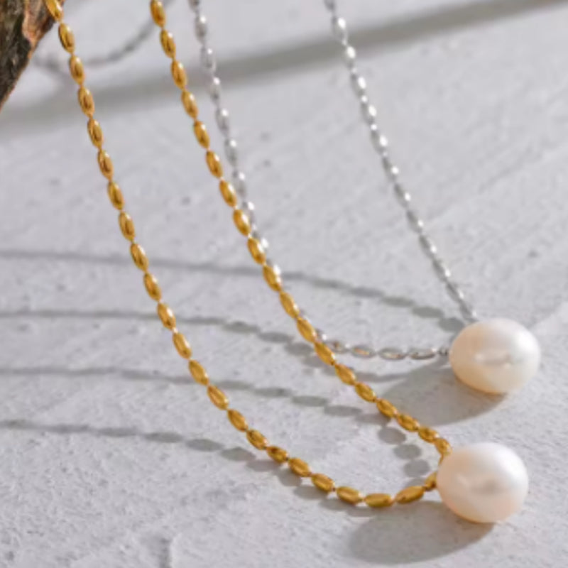Collana Raffinata con Perle Naturali