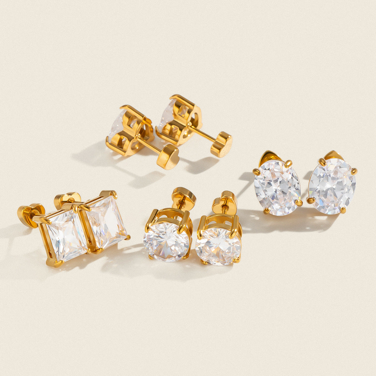 Orecchini a Perno Placcati Oro 18k con Zirconi