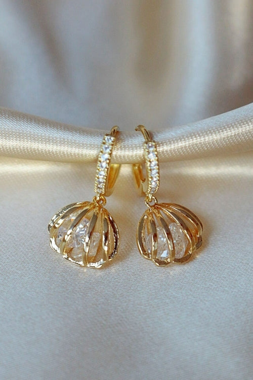 24 Karats Sea Shell Cubic Zirconia Hoops | FINDRAGUS
